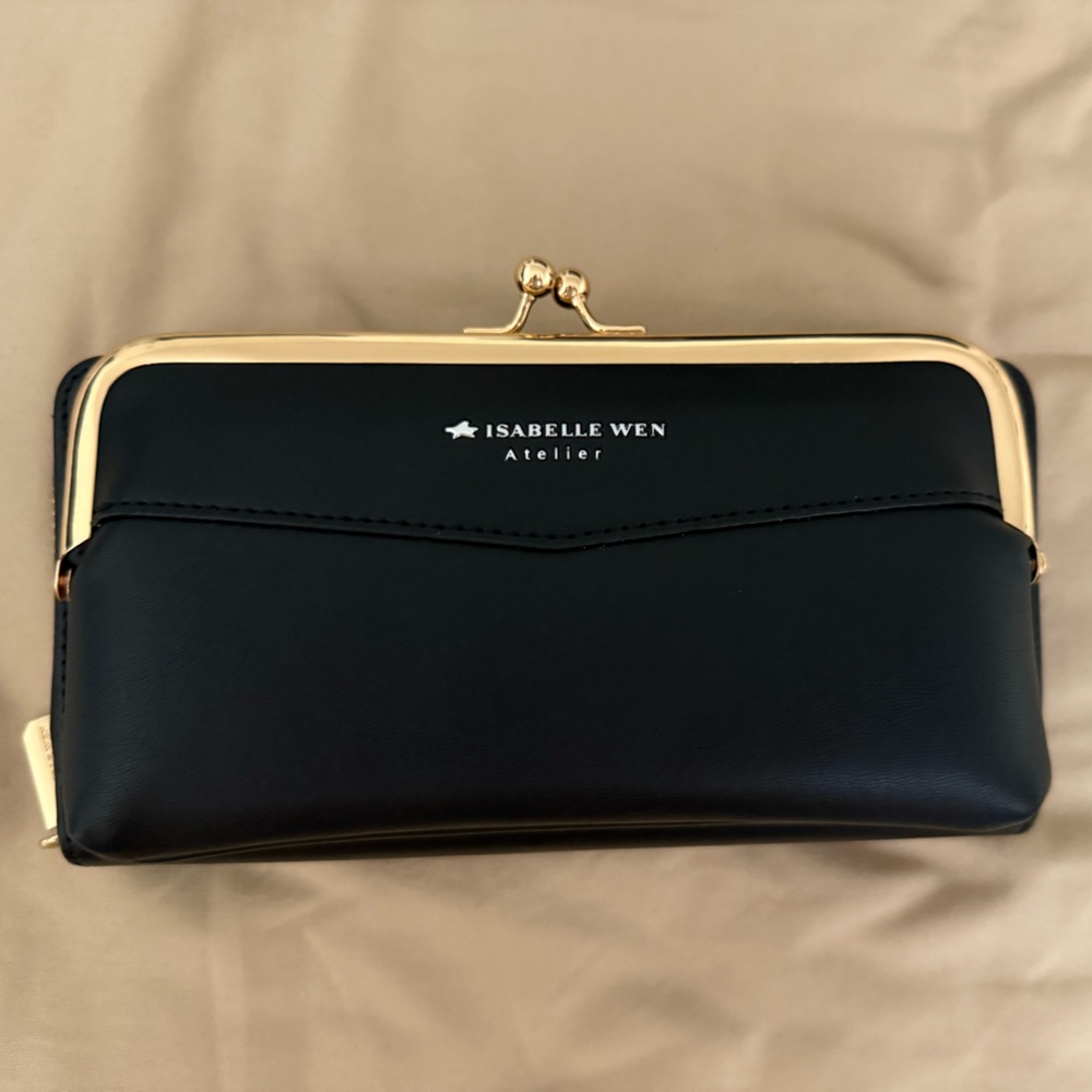 Isabelle Wen Atelier Black Wrislet / crossbody bag/ phone bag Brand new